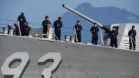 China Murka usai Kapal AS-Kanada Lewat Selat Taiwan